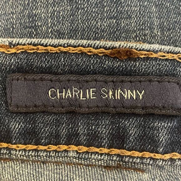 Lucky Brand Charlie Skinny Jeans size 8 - Picture 4 of 5